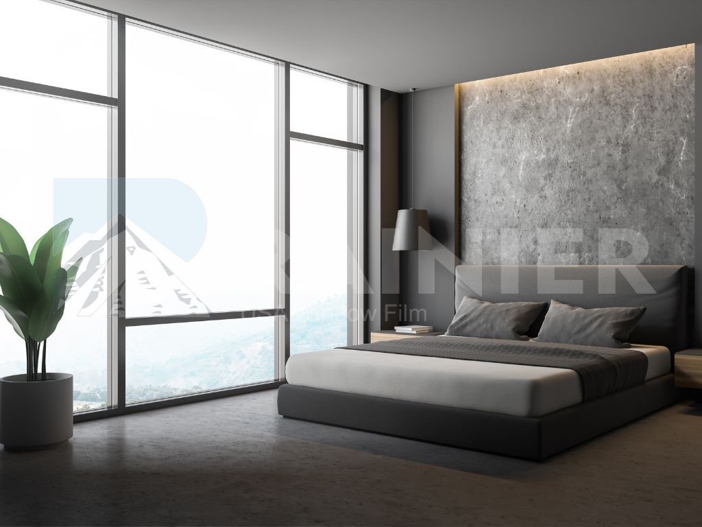 dán phim cách nhiệt cho phòng ngủ giúp giảm nóng, chống nắng và bảo vệ giấc ngủ