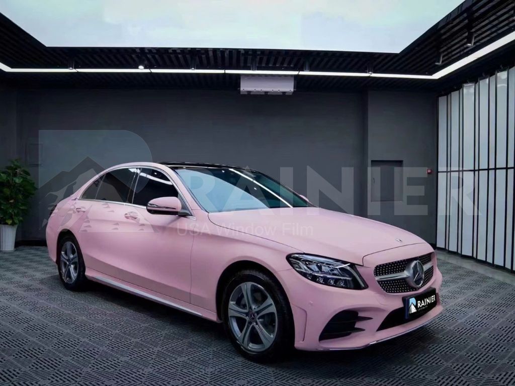 Dán phim cách nhiệt kính lái giúp chống nóng, bảo vệ tầm nhìn và nâng cao an toàn khi lái xe