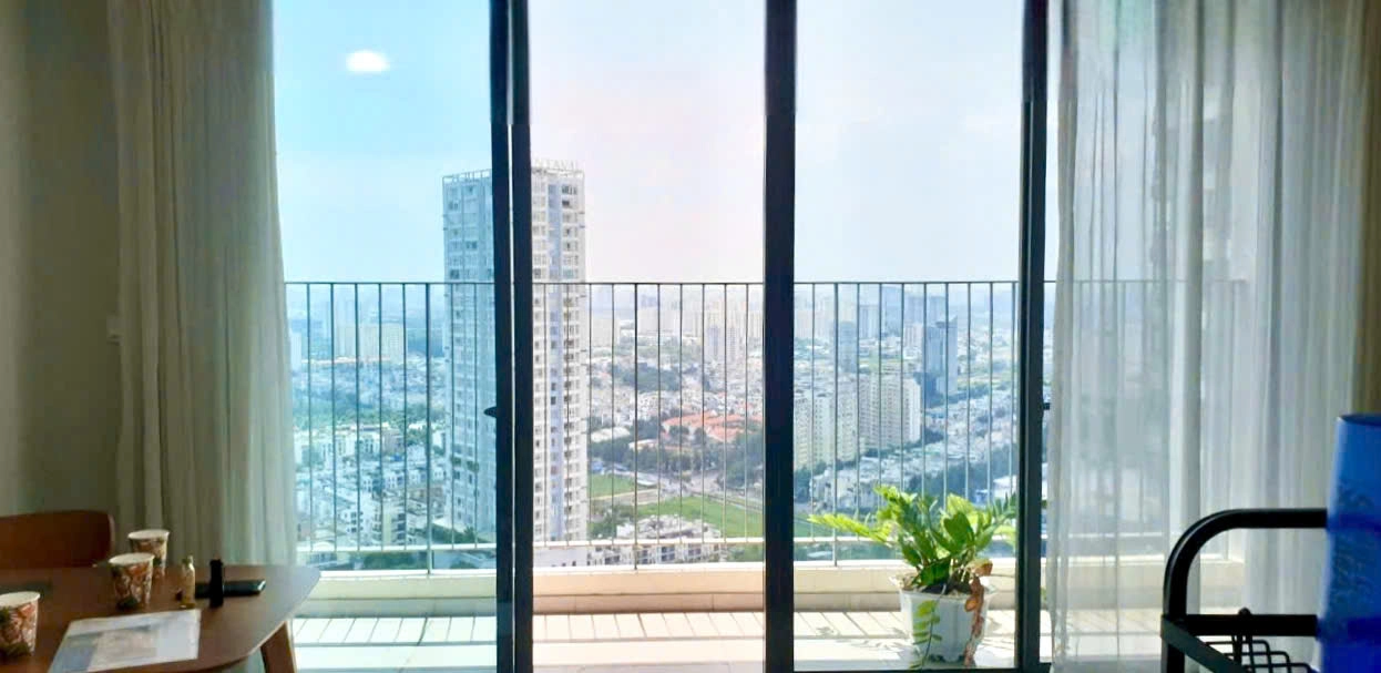 Rainier Alpha mã RSA65 với độ truyền sáng hoàn hảo