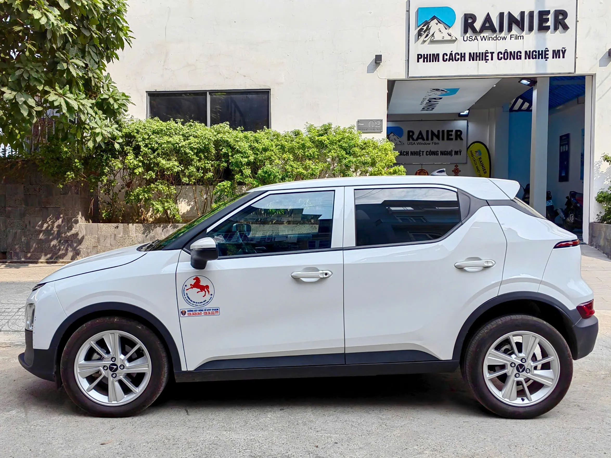 Vinfast VF5 được hoàn thiện với phim cách nhiệt Rainier Nano UVCare