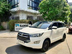 Dán phim cách nhiệt Rainier Diamond cho ô tô – Giảm nhiệt, bảo vệ nội thất Dán phim cách nhiệt Rainier Diamond cho xe ô tô giúp chống nóng và bảo vệ nội thất