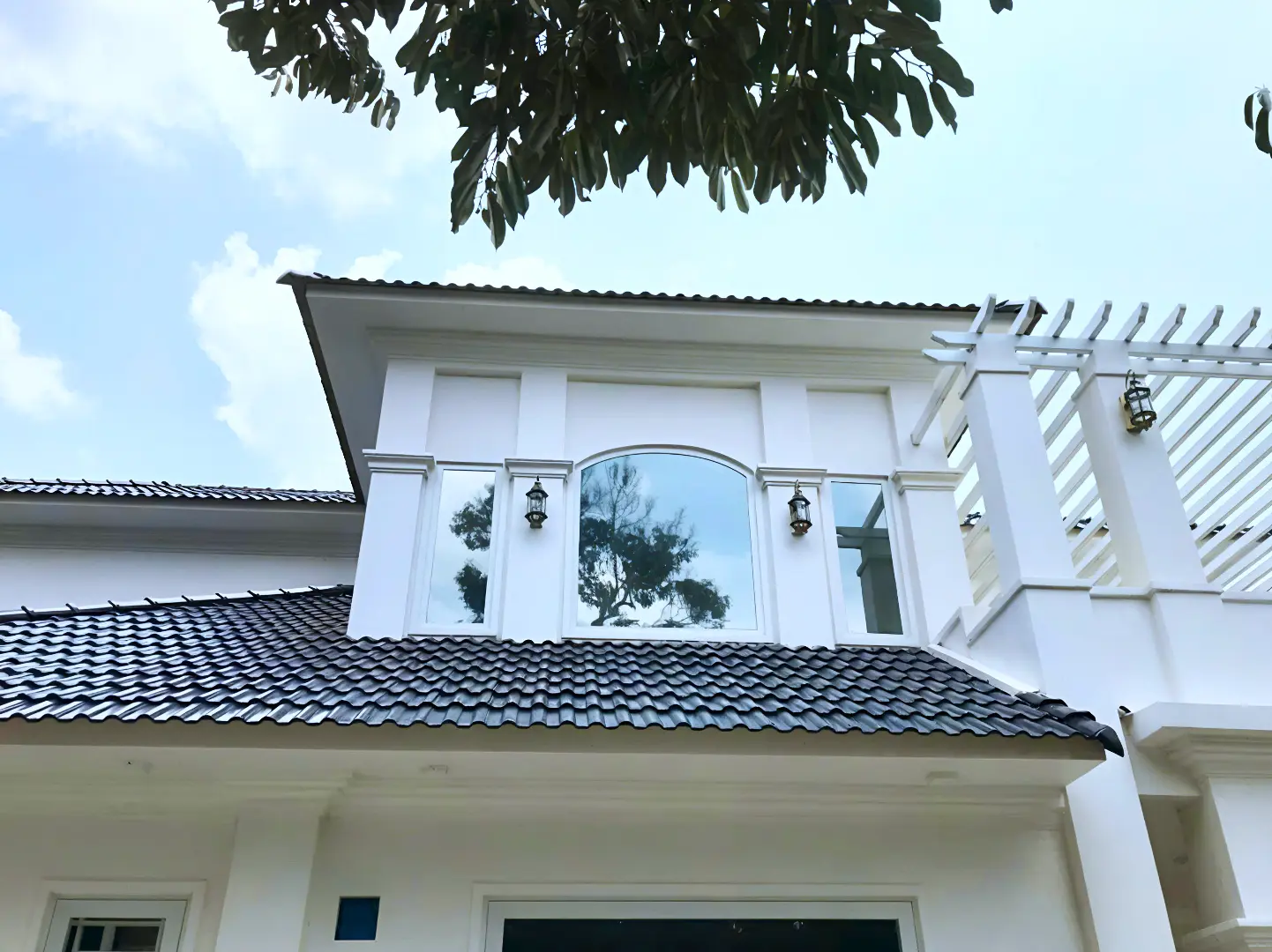 Dán phim cách nhiệt Rainier Colorful mã RSBD cho biệt thự