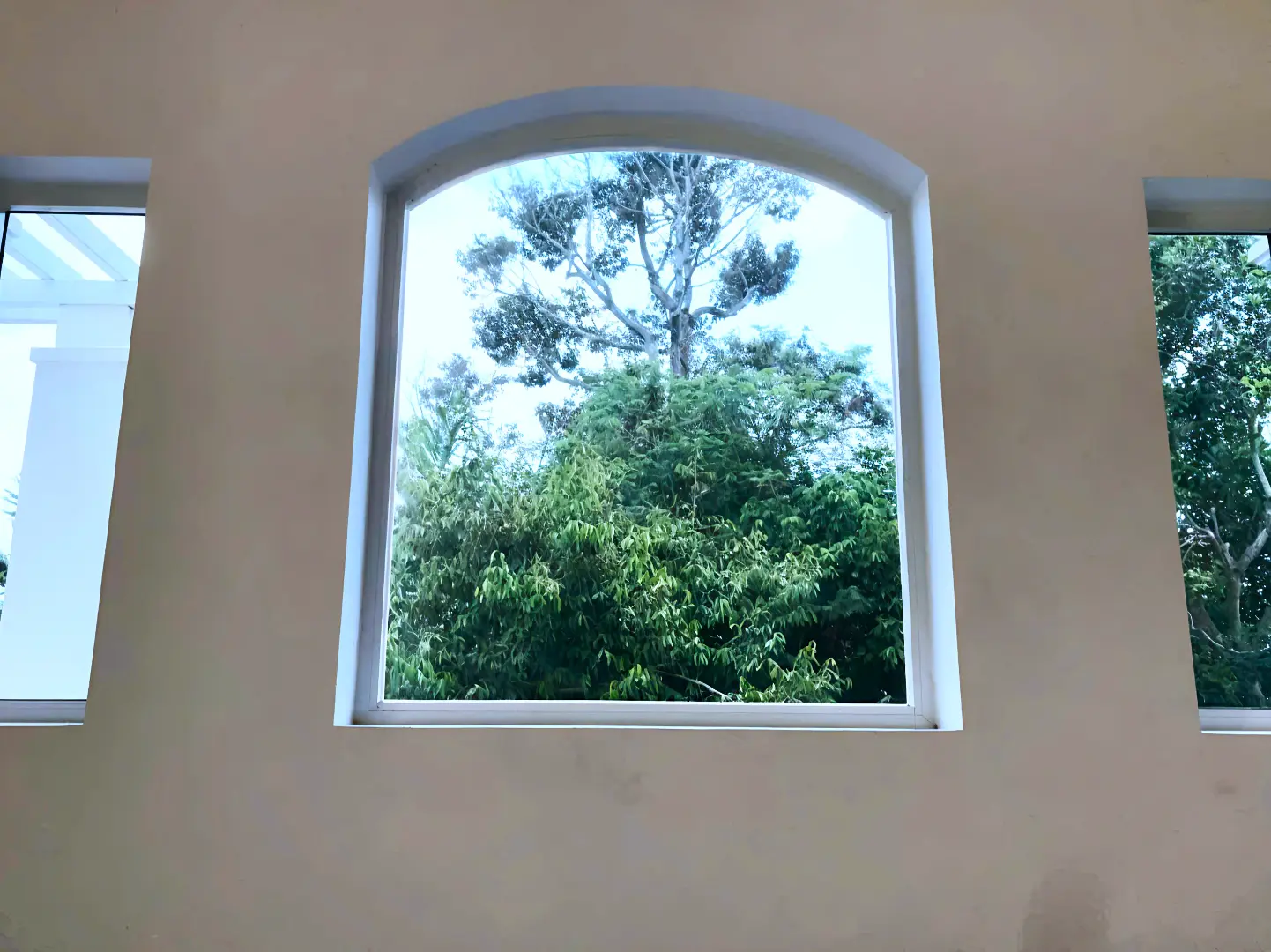 Thi công phim cách nhiệt Rainier cho cửa sổ kính