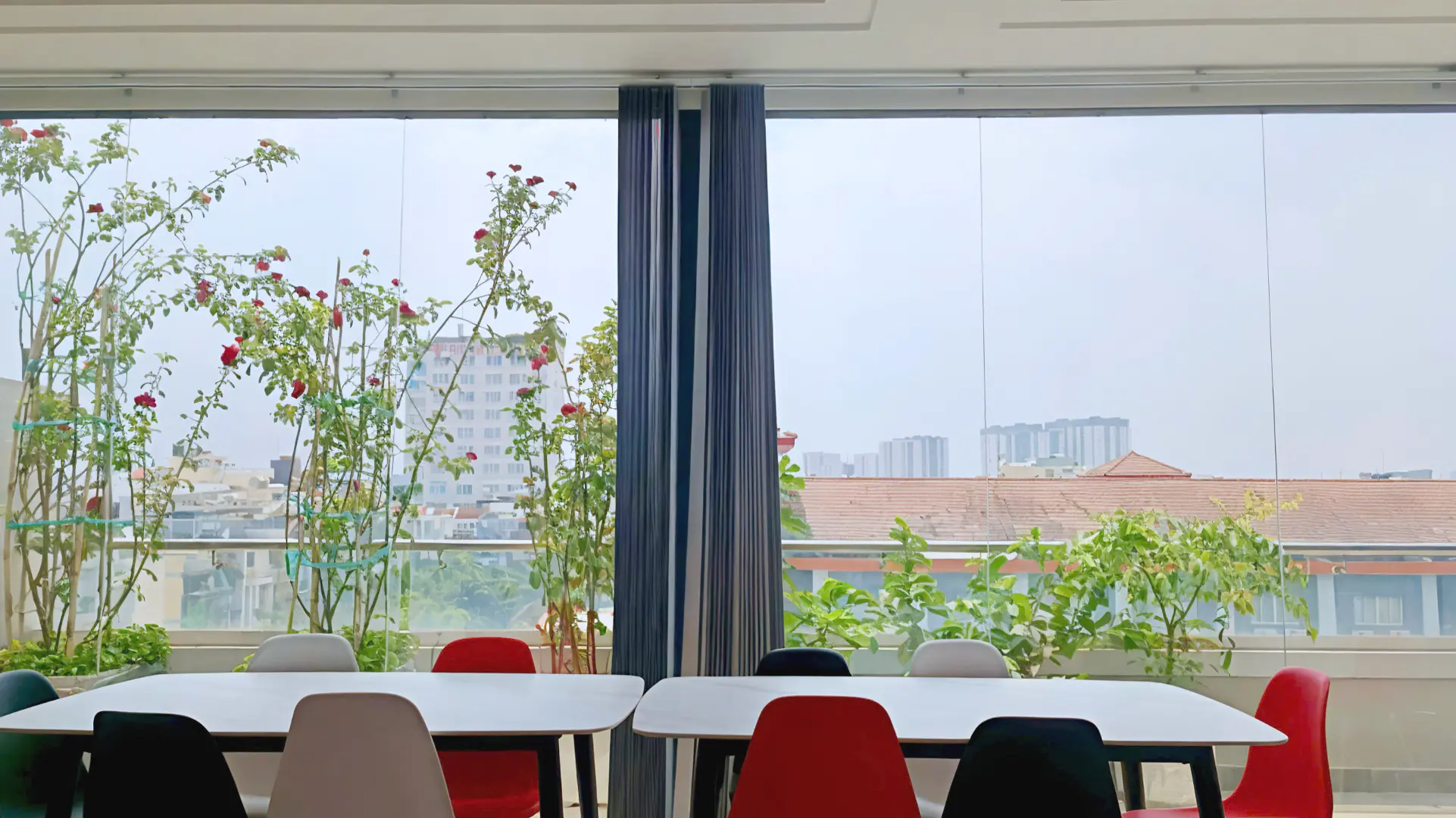 Phim cách nhiệt Rainier Nano UVCare mã RC70 chống nóng vượt trội