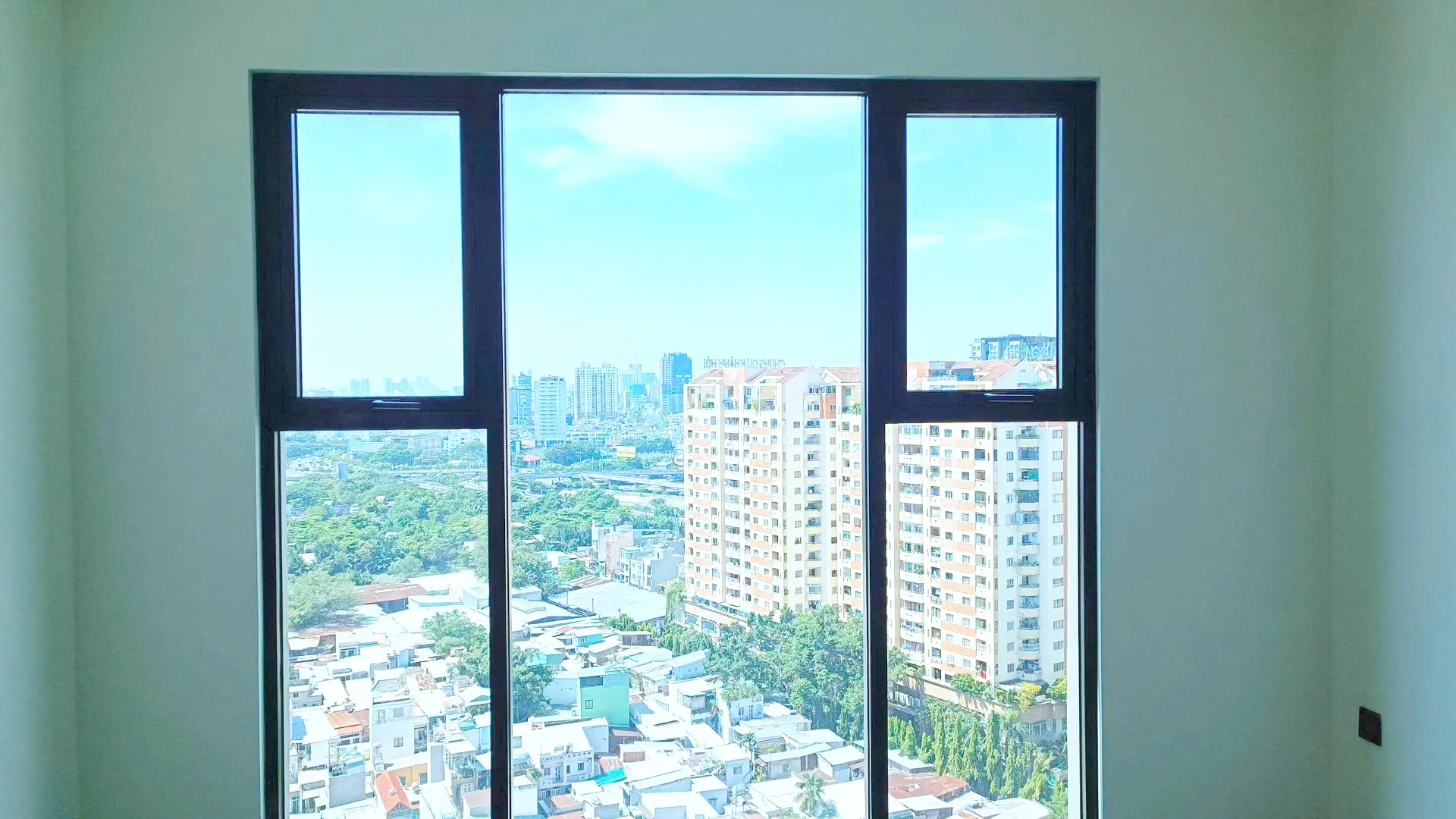 Phim cách nhiệt Rainier Villa Nano UVCare mã RC70 với hiệu quả vượt trội