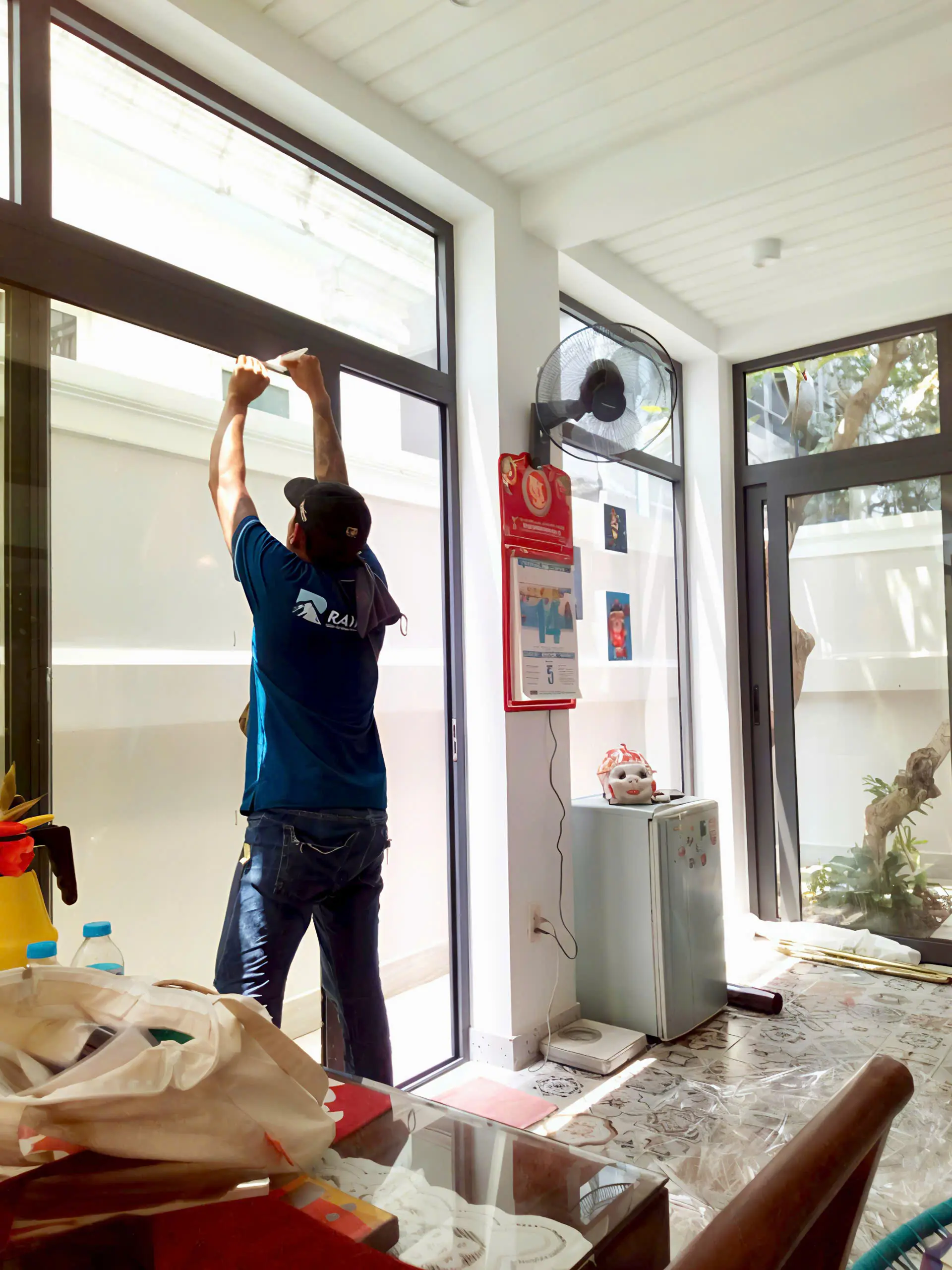 Dán phim cách nhiệt Rainier Nano UVCare chống tia UV 100%