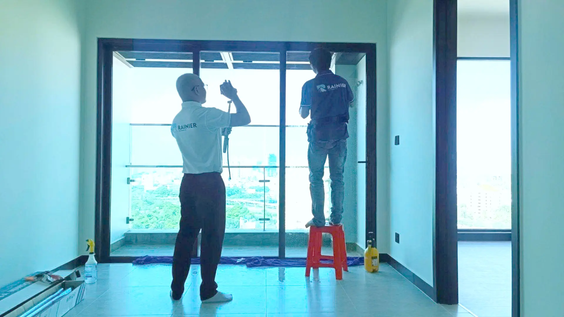 Phim cách nhiệt Rainier Villa Nano UVCare lắp đặt cho căn hộ chung cư