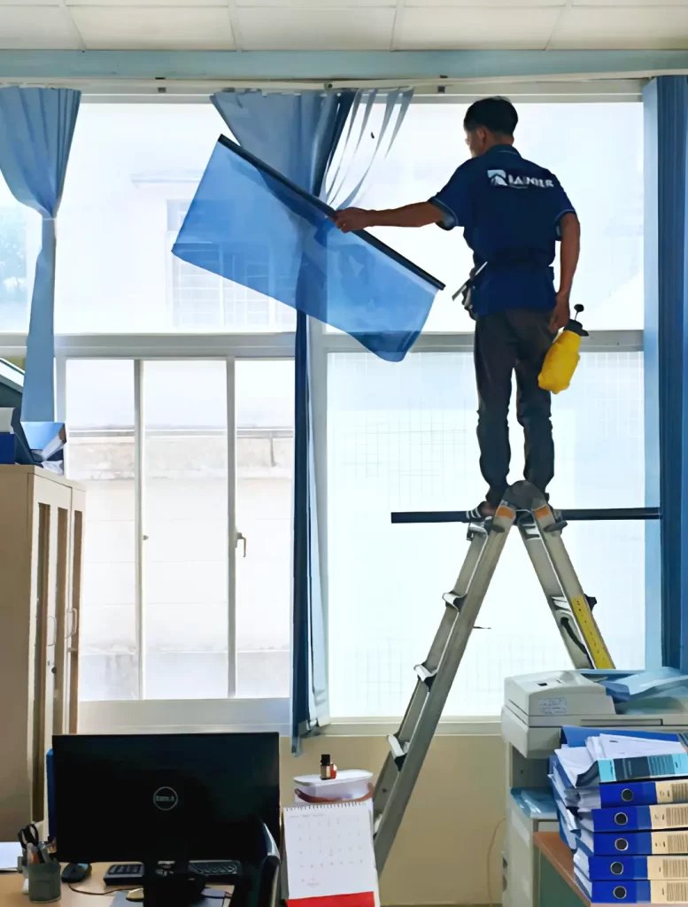 Dán phim cách nhiệt Rainier tại chung cư Ascentia 