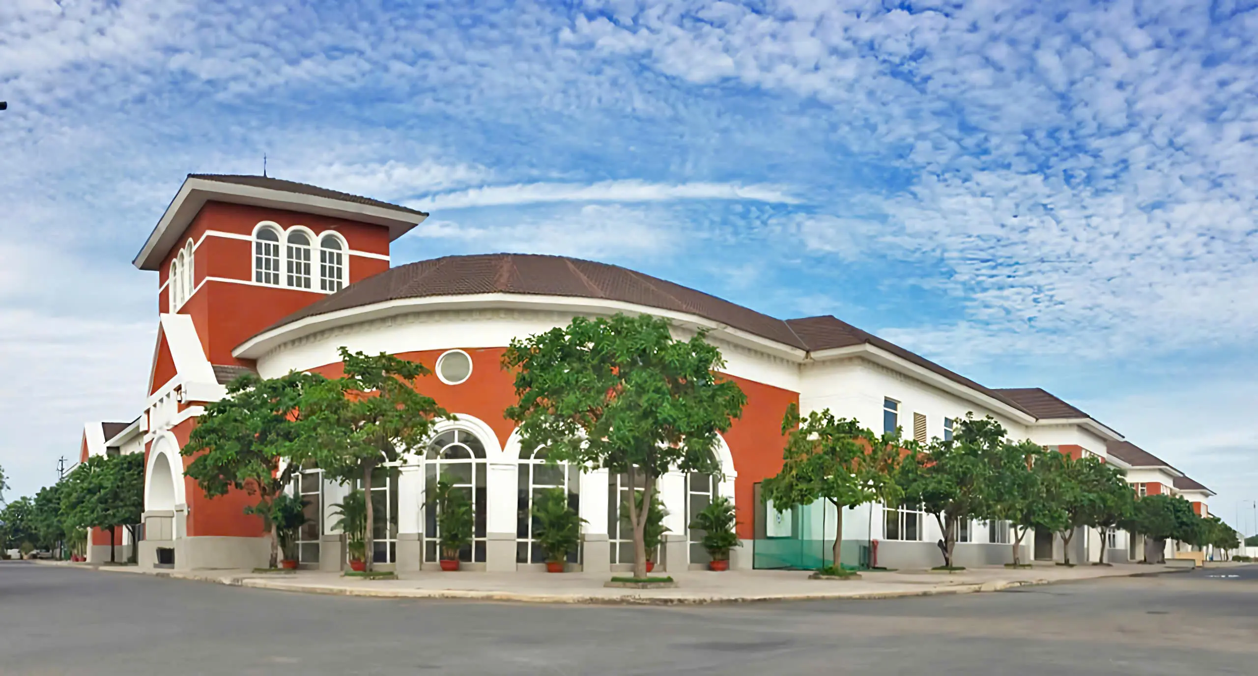 Sự riêng tư được tăng cường nhờ phim cách nhiệt Rainier mã RC35