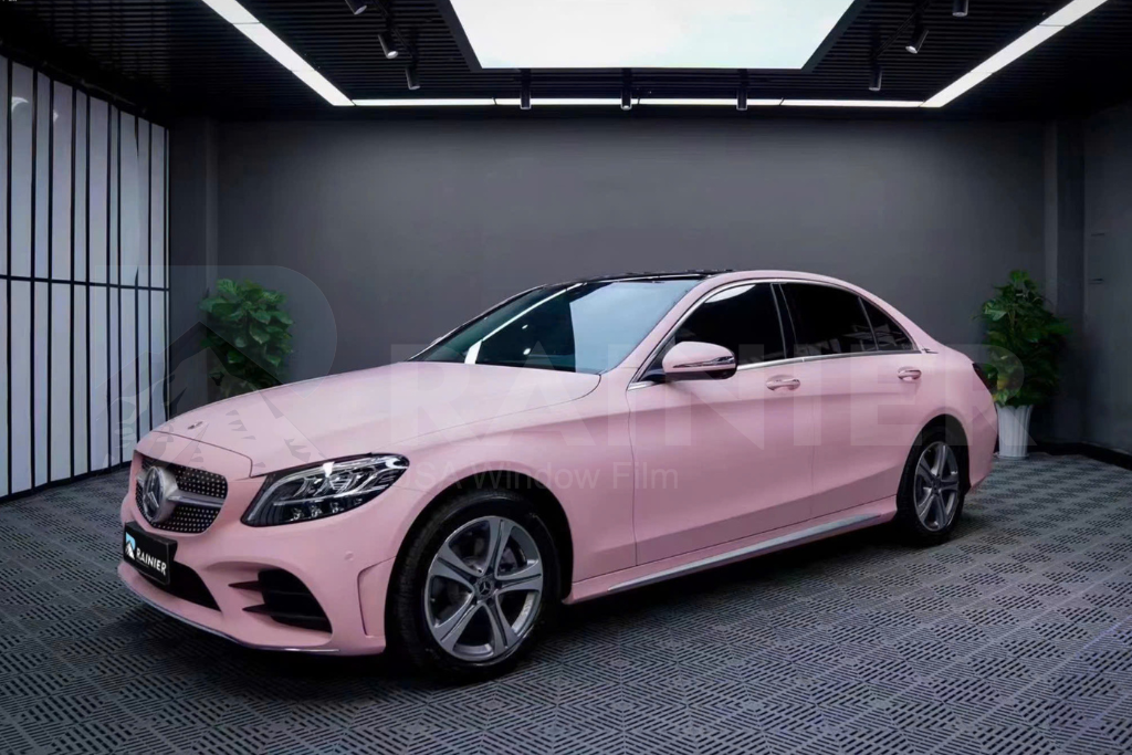 Tăng tính thẩm mỹ khi dán phim cách nhiệt ô tô Phim cách nhiệt ô tô giúp tăng tính thẩm mỹ cho xe