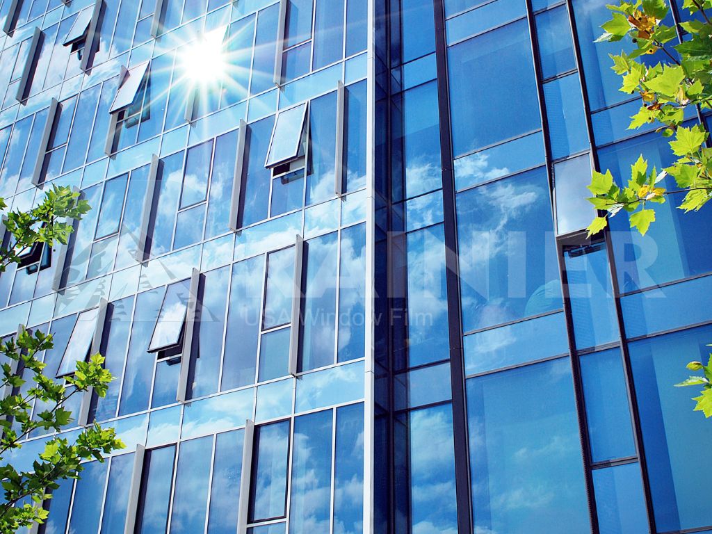 Phim cách nhiệt cho tòa nhà cao tầng giúp chống nắng và giảm nhiệt hiệu quả