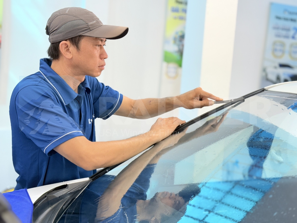 Kinh nghiệm lựa chọn đơn vị dán phim cách nhiệt quận 11 Kinh nghiệm lựa chọn đơn vị dán phim cách nhiệt quận 11