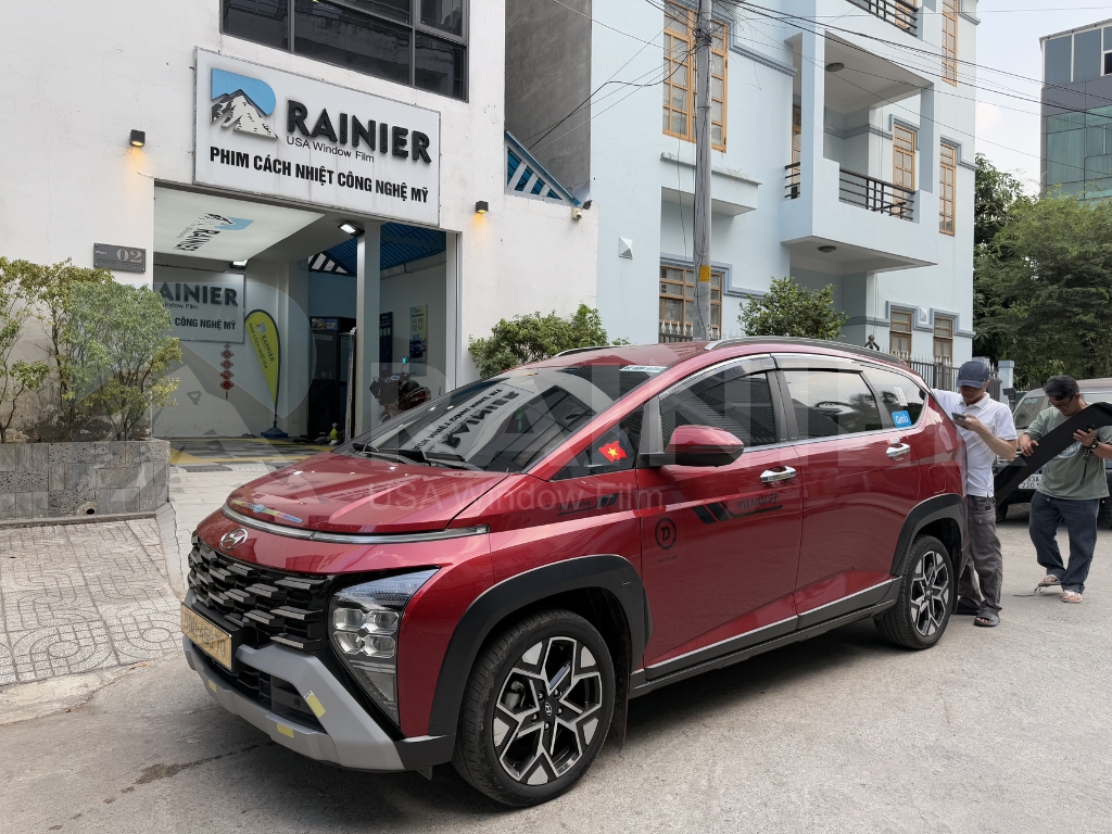 Lợi ích khi dán phim cách nhiệt ô tô tại Rainier