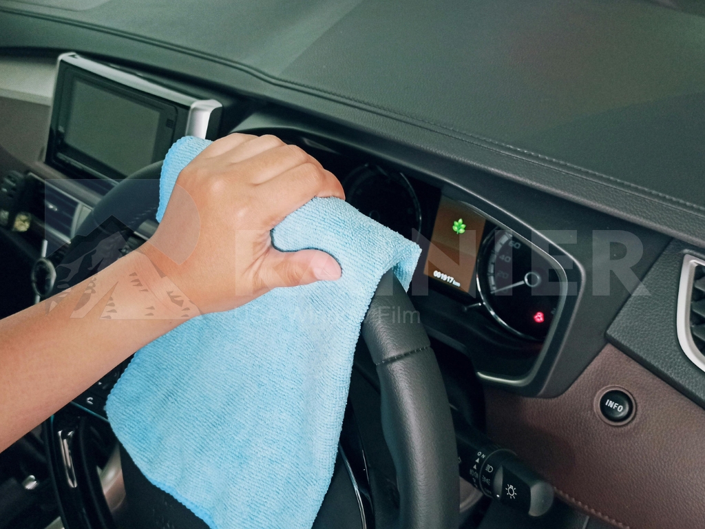 Nhu cầu bảo vệ nội thất xe cao cấp