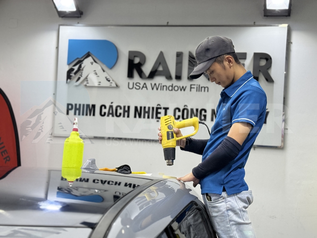 Tiêu chí chọn địa chỉ dán phim cách nhiệt ô tô