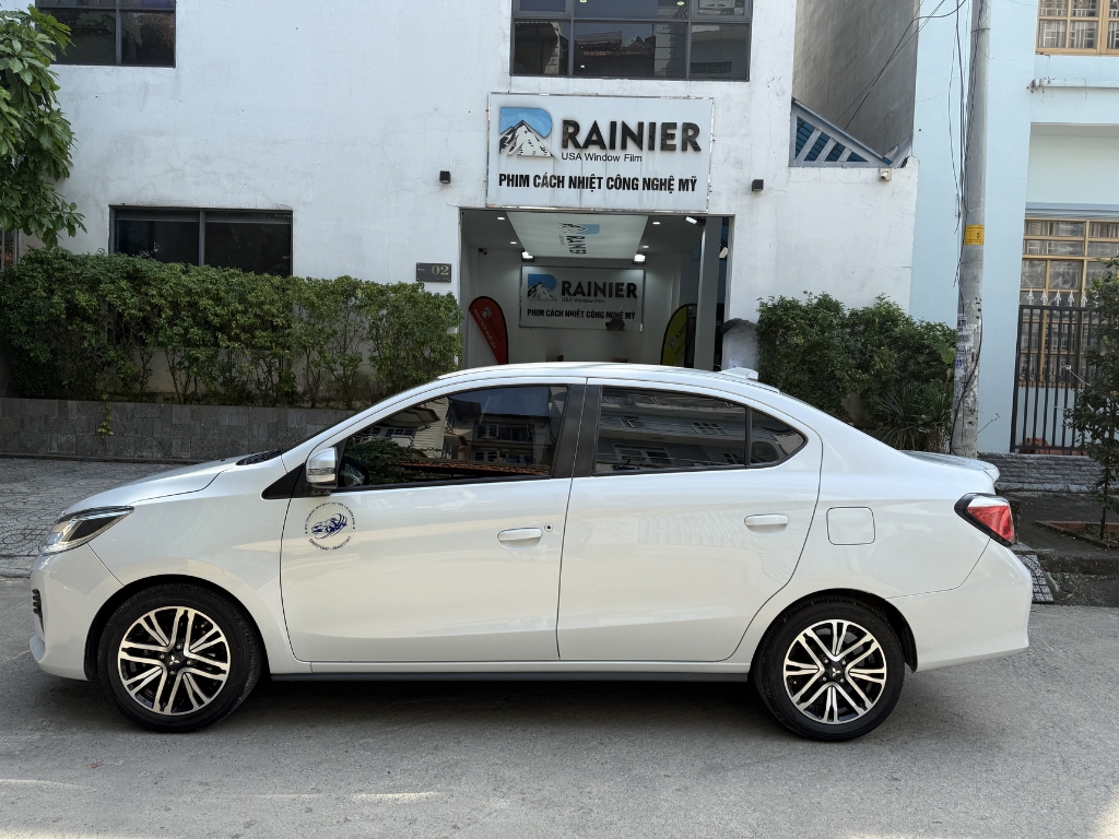 Rainier là địa chỉ dán phim cách nhiệt ô tô Lào Cai uy tín