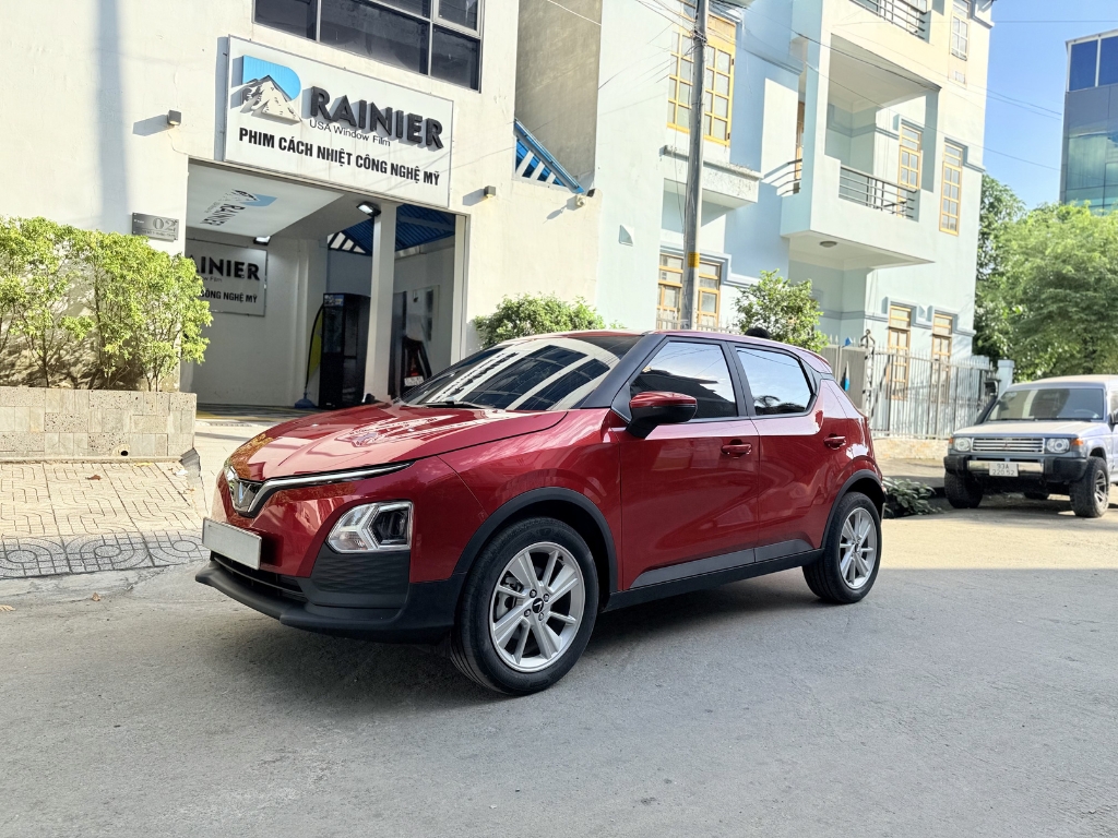Địa chỉ dán phim cách nhiệt ô tô Quảng Ngãi Địa chỉ dán phim cách nhiệt ô tô Quảng Ngãi