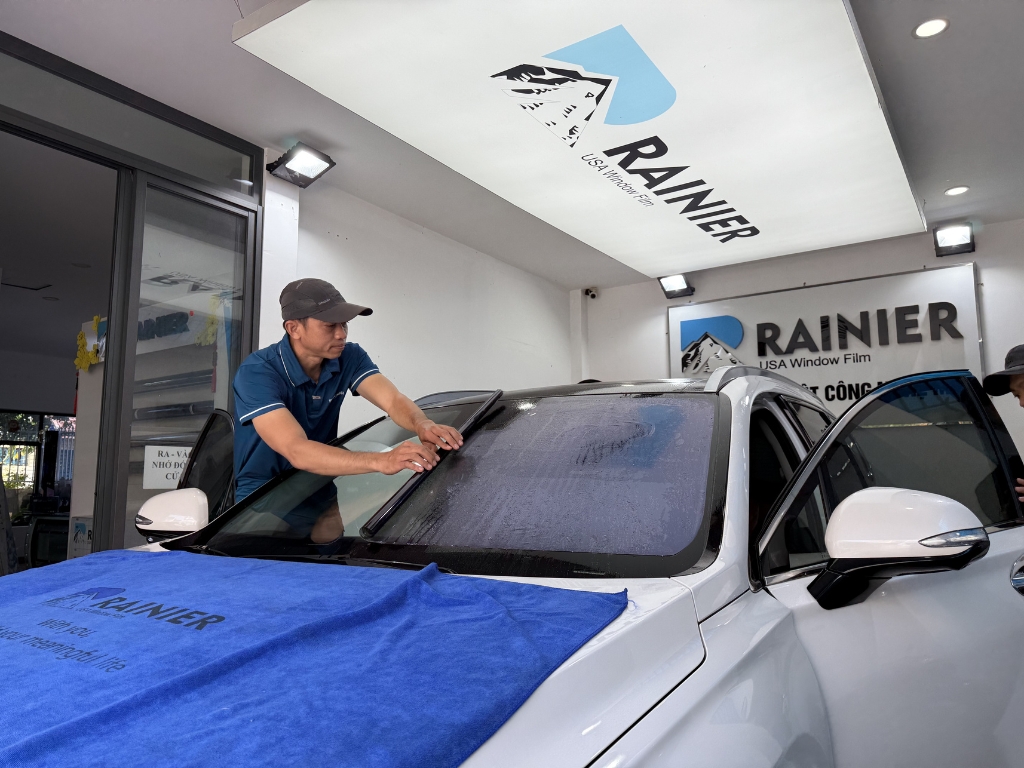 Quy trình thi công chuyên nghiệp tại Rainier