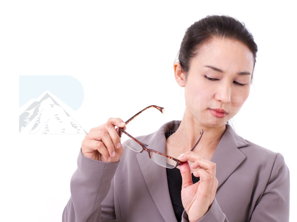 Tia hồng ngoại gây ảnh hưởng đến thị lực
