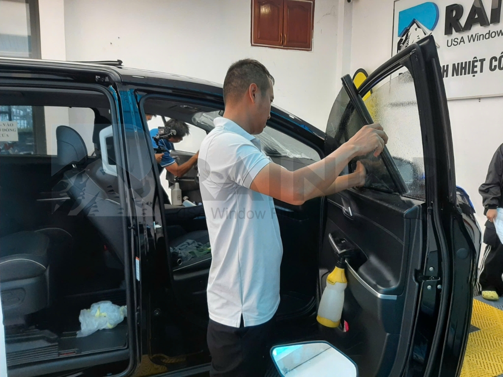 Giải pháp dán phim cách nhiệt chống chói cao cấp