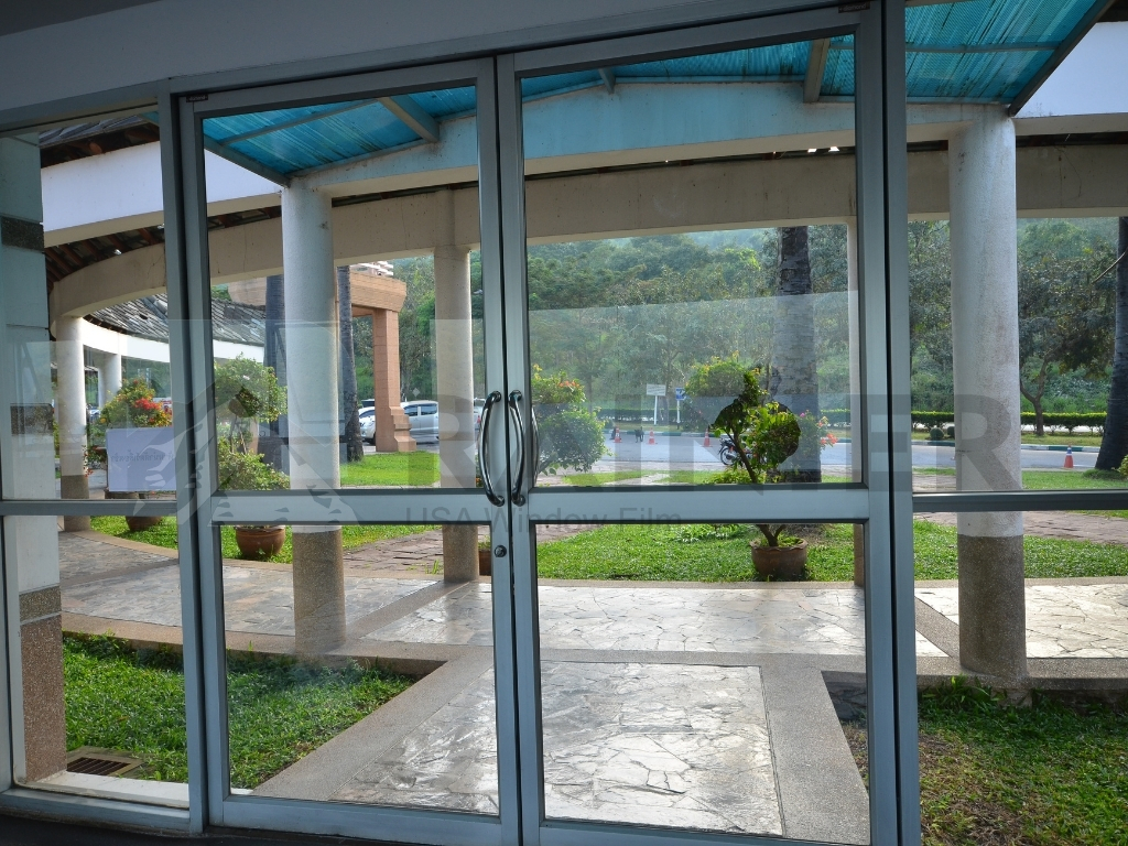 Nhu cầu dán phim cách nhiệt nhà kính quận 12