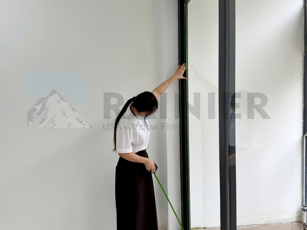 Các bước thi công dán phim cách nhiệt nhà kính Đồng Tháp