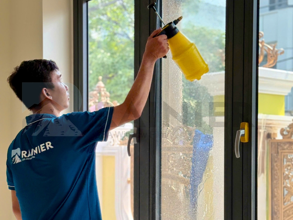 Giải pháp dán phim cách nhiệt nhà kính Tân Bình