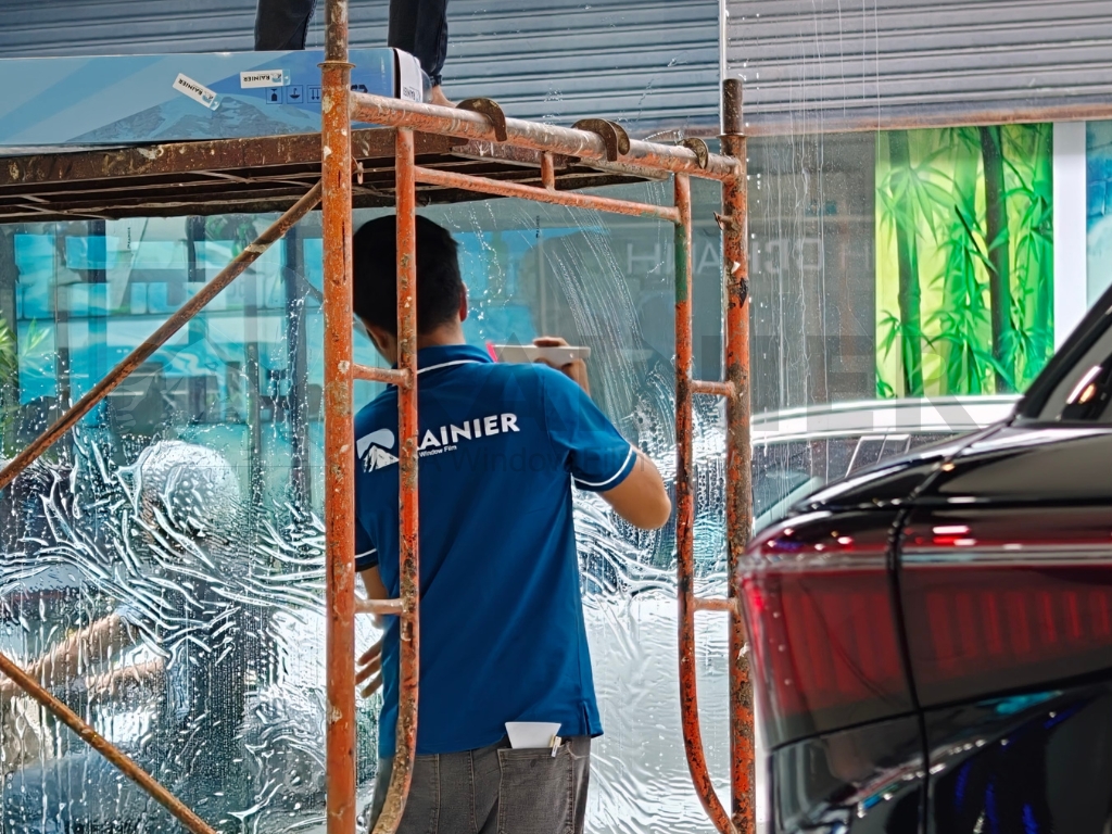Quy trình lắp đặt phim cách nhiệt nhà kính Bắc Giang