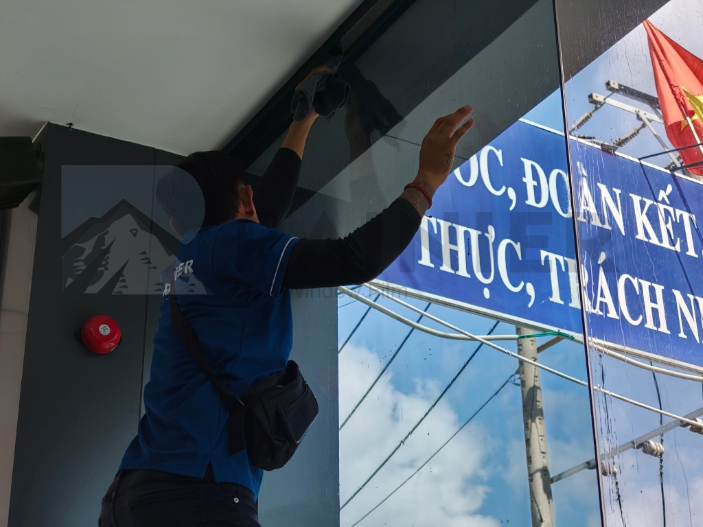 Quy trình lắp đặt phim cách nhiệt nhà kính Đà Nẵng