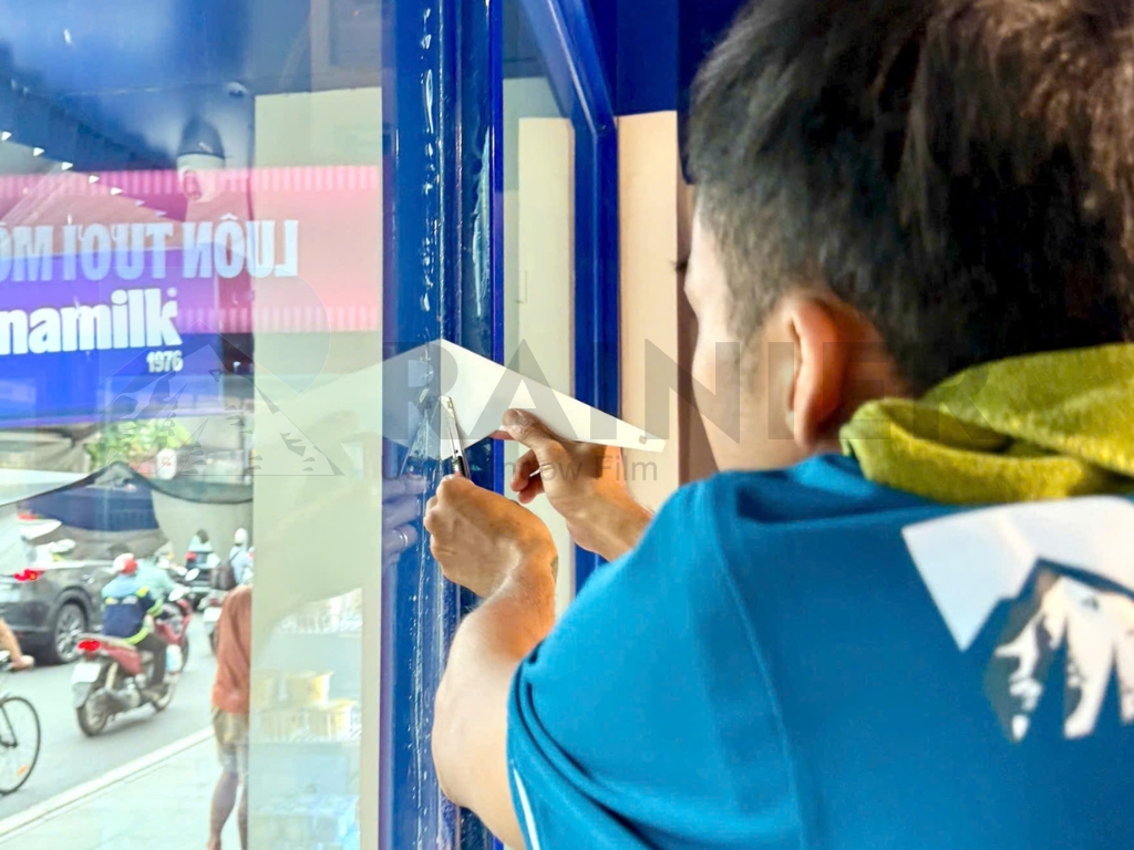Quy trình lắp đặt phim cách nhiệt nhà kính Hải Phòng