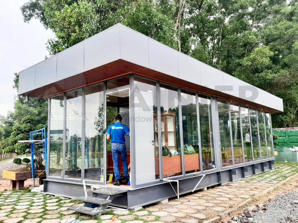 Giá phim cách nhiệt phụ thuộc vào diện tích và số lượng kính