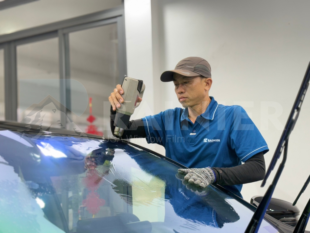 Giải pháp chống nóng bảo vệ nội thất xe Nhật