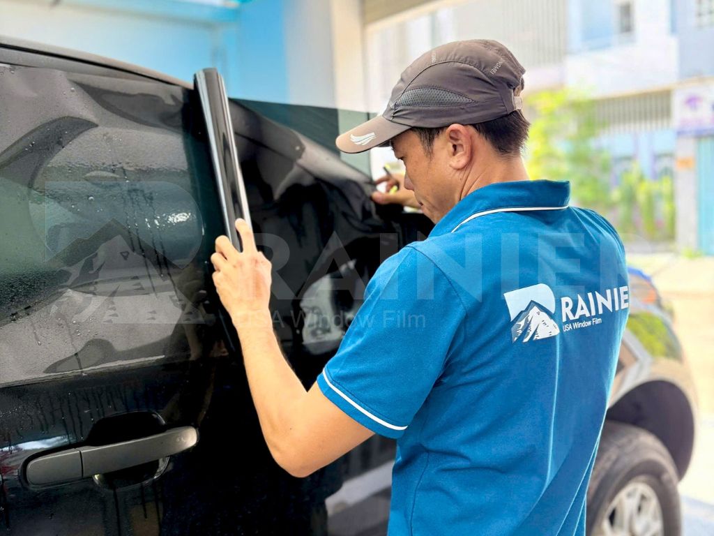 Phim cách nhiệt xe ô tô Rainier