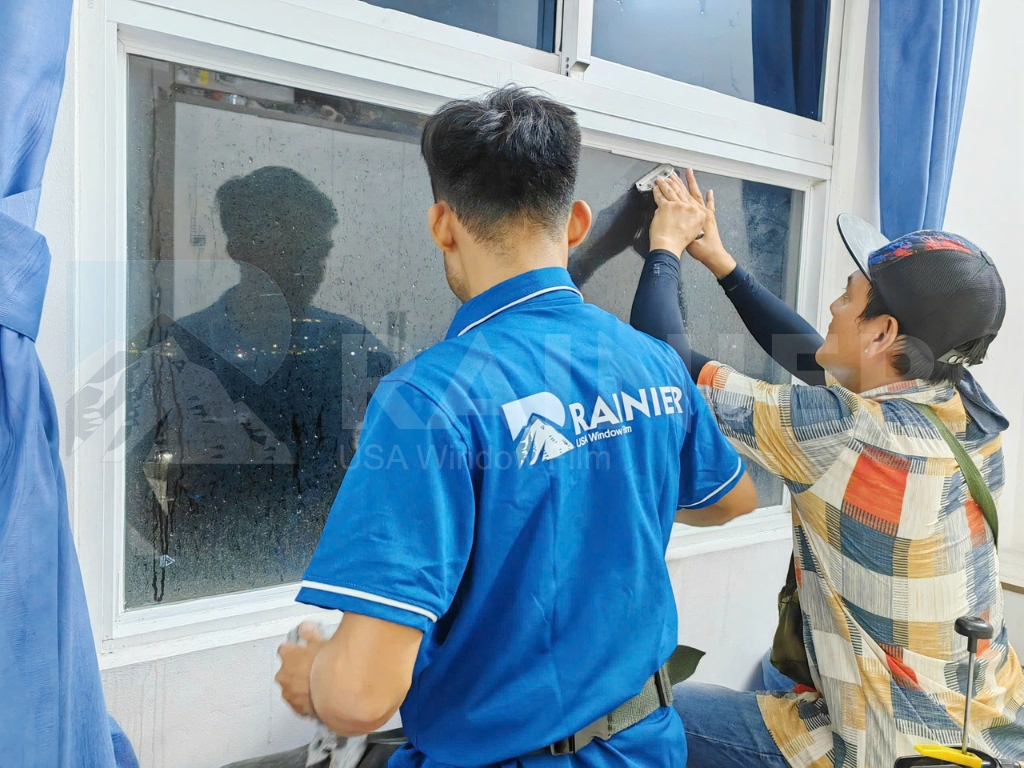 Quy trình thi công dán phim cách nhiệt Rainier