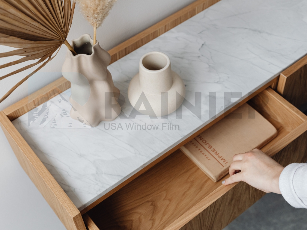 Tối giản đồ đạc trong phòng kín bằng cách sử dụng vách ngăn